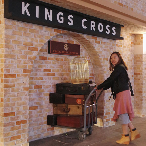 King's Cross Harry Potter Cafe Platform 9¾ Caren